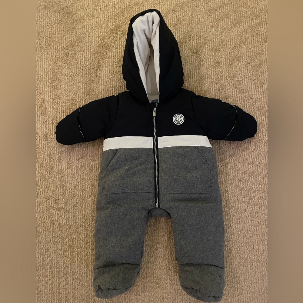 Jacadi lightly used snowsuit. Navy, white and grey. 3 Months.